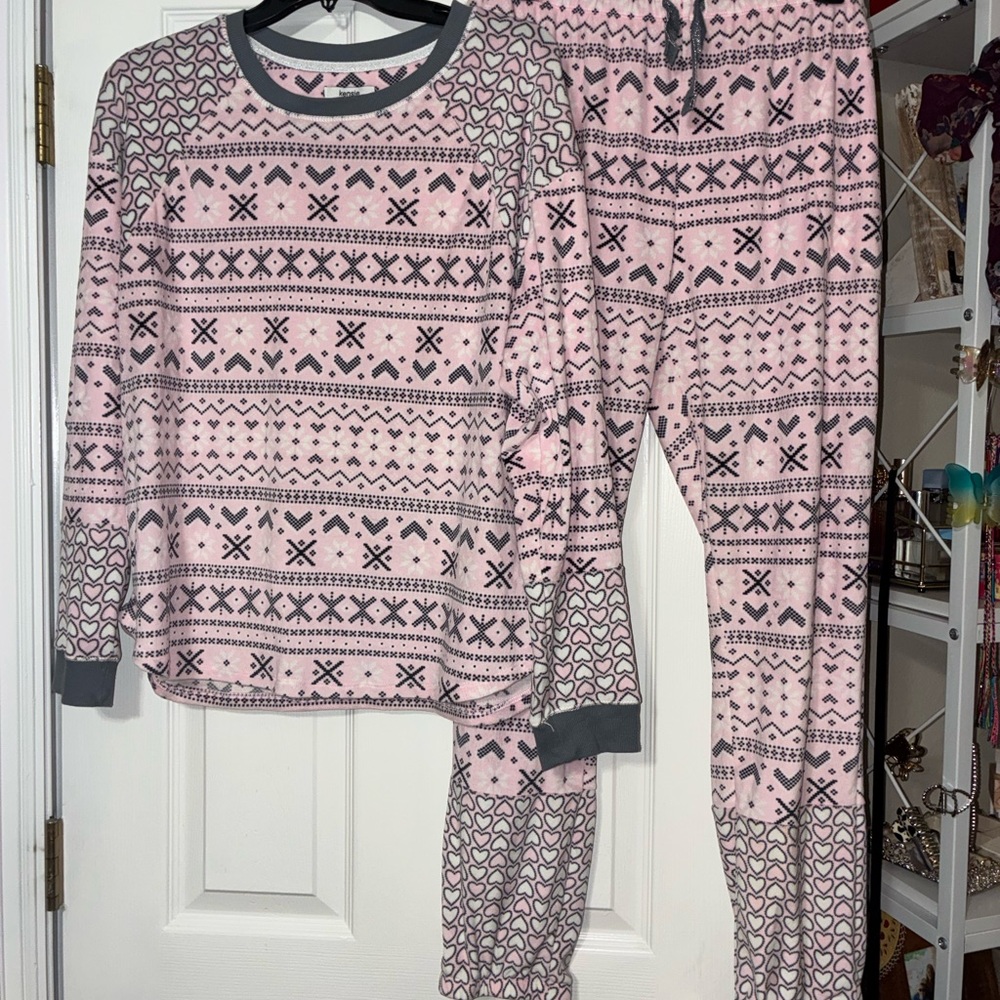 Kensie Pink and Gray Patterned Kids Pajama Set